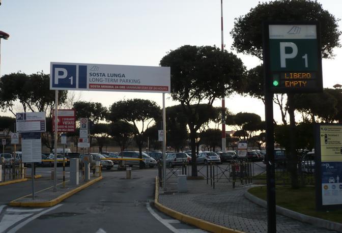 Parcheggi Aeroporto Napoli