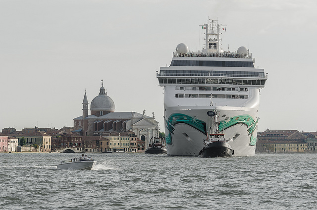 Parcheggio Porto Venezia Crociera